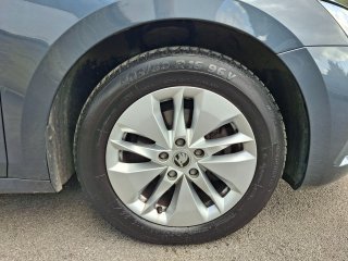 /photos/9912/053b3a46-36c6-f9ee-c49d-26e4ba7bc7b2_i320x240.jpg